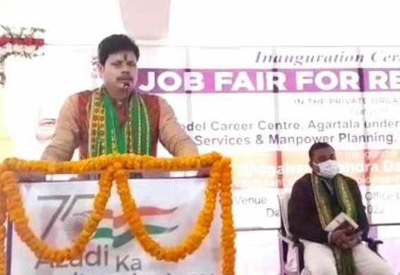 'It’s not possible to provide Govt Jobs to everyone, at the rate job seekers are increasing', says Minister Bhagaban Das at Job Fair